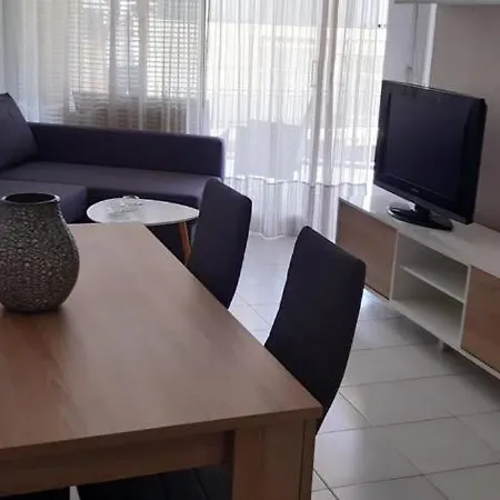 شقة Apolo 7 Apt 51 *